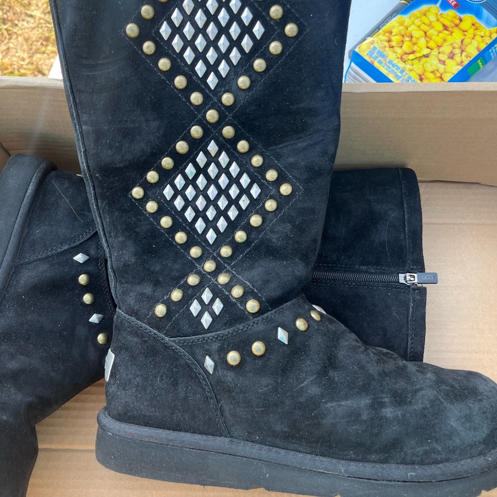 UGG Cream Shearling Lined Boots
